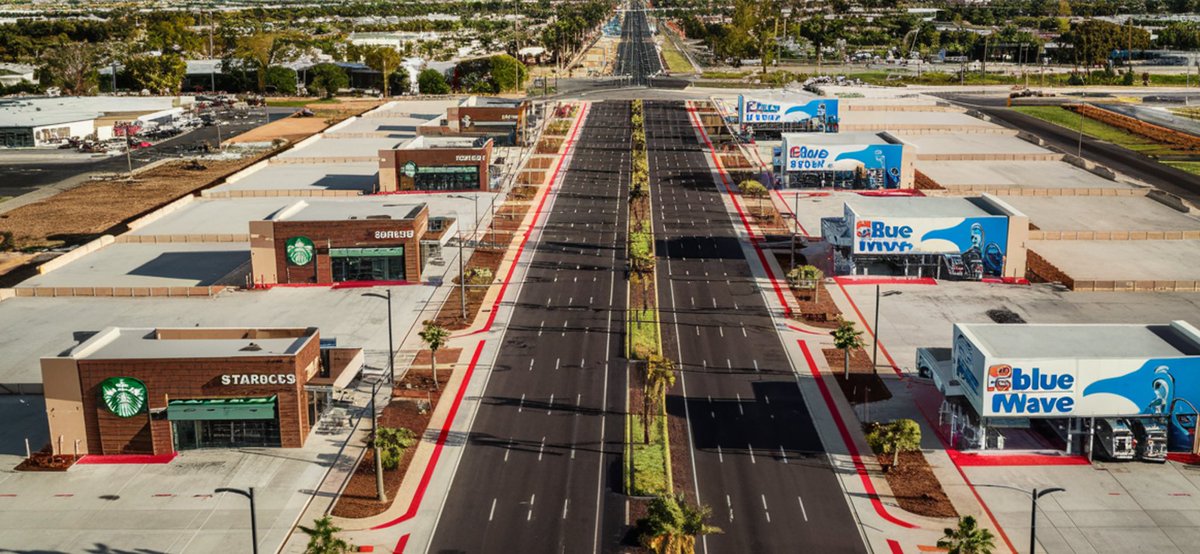 dww's tweet image. It’s crazy seeing all these new businesses opening! 
#RGV