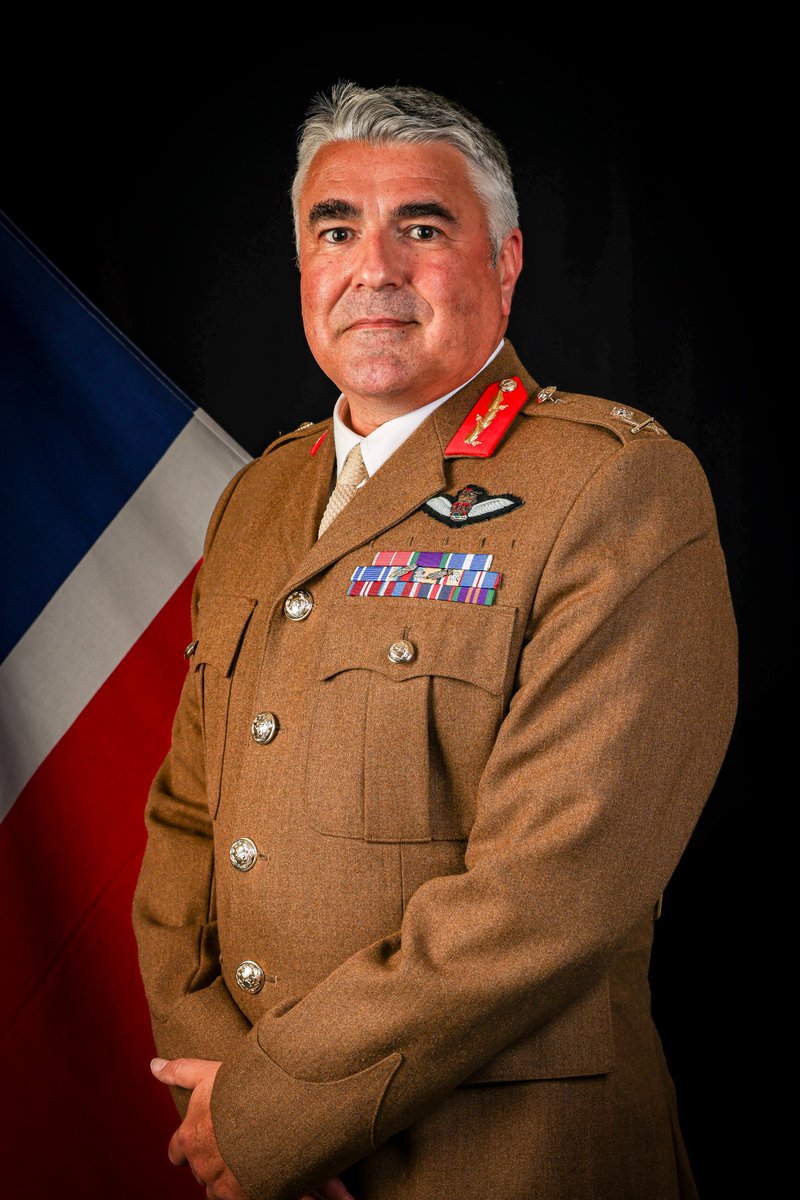 Major General Paul Tedman, a senior <a href="/BritishArmy/">British Army 🇬🇧</a> officer, is the new Commander of UK Space Command 🛰️

He has joined us after two years at <a href="/US_SpaceCom/">U.S. Space Command</a>, working as their Deputy Director for Strategy, Plans, and Policy.

raf.mod.uk/news/articles/…