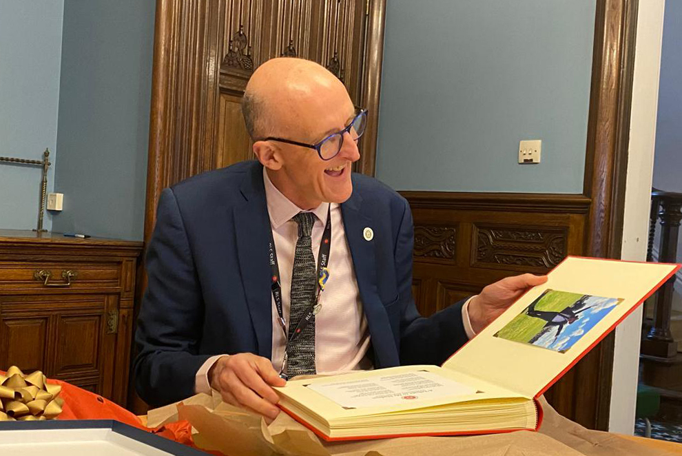 RlsFriends's tweet photo. FRLS said goodbye to Mr Hudson this week. We had a lovely chat &amp; presented him with a memento book filled with many parents' wishes, photos &amp; snippets of the inspiring poems he sent in his letters to parents. He has left an amazing legacy.

We wish him a well-earned retirement. https://t.co/HTOlZKSAPK
