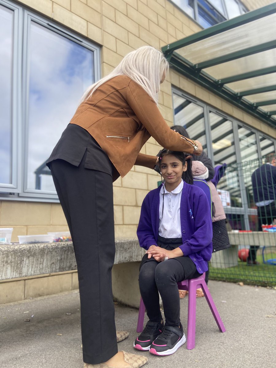 HalifaxAcademy_'s tweet photo. Our Summer Bazaar was a huge success! 🎉 With face painting, hair braiding, basketball shoot out, tombola, henna art, and even sponge a teacher, there was fun for everyone. A big thank you to all the parents for making it possible! 🌟 #SummerBazaar #CommunityFun https://t.co/ccAtAoc5WN