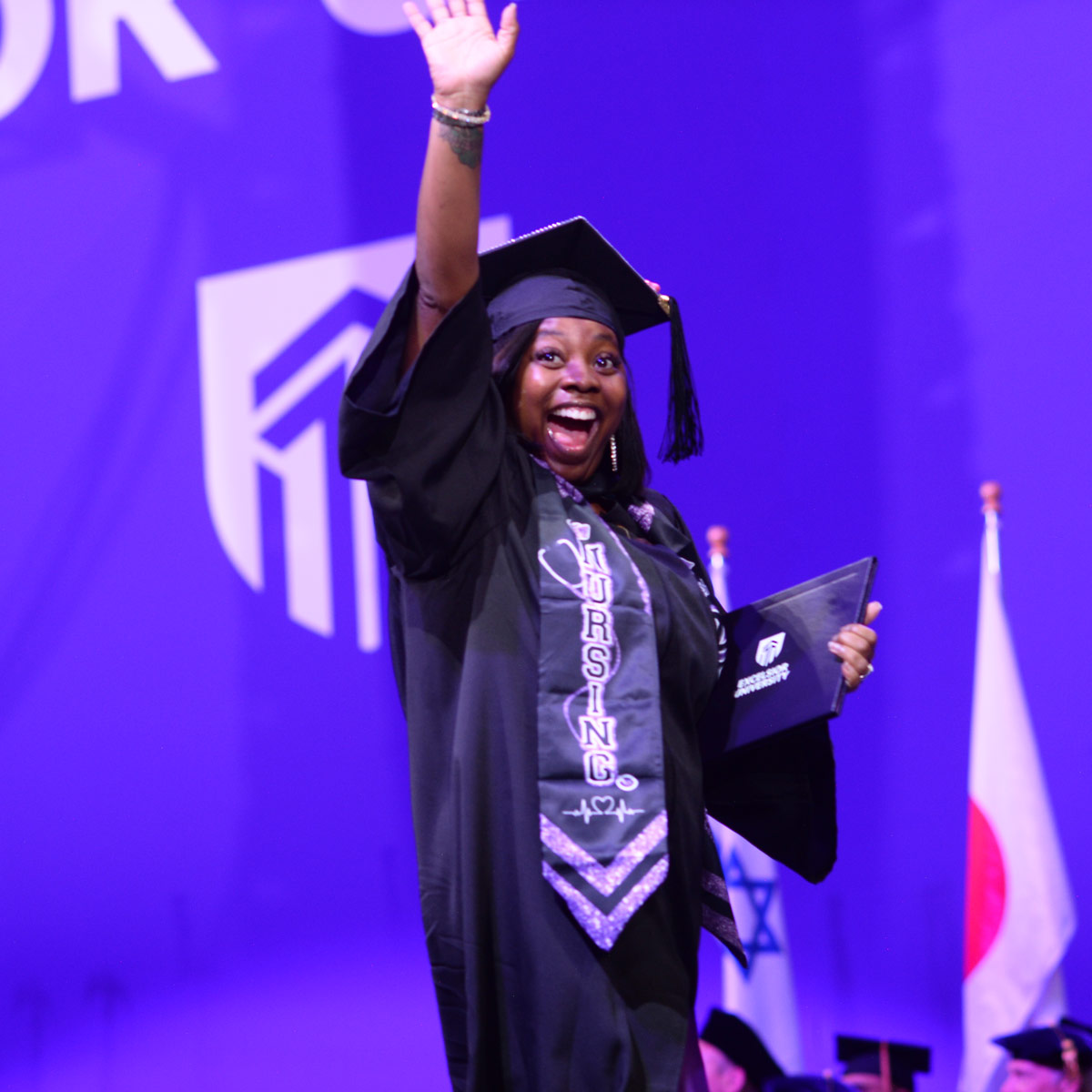 ExcelsiorUniv's tweet image. Strike a pose, you did it! 🙌🎓
Congrats to our graduates! #ExcelsiorProud