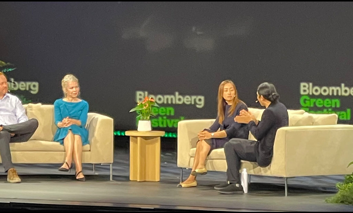 Julie Pullen (@droceanjulie) on Twitter photo At #BBGGreenFestival by <a href="/BloombergLive/">Bloomberg Live</a> & <a href="/climate/">Bloomberg Green</a> sharing with <a href="/HiMichelleMa/">Michelle Ma</a> my journey from quantifying #climaterisk to investing in #climatesolutions - joined by #climatetech leaders Tom Chi and Ben Schuler. At #BBGGreenFestival by <a href="/BloombergLive/">Bloomberg Live</a> & <a href="/climate/">Bloomberg Green</a> sharing with <a href="/HiMichelleMa/">Michelle Ma</a> my journey from quantifying #climaterisk to investing in #climatesolutions - joined by #climatetech leaders Tom Chi and Ben Schuler.