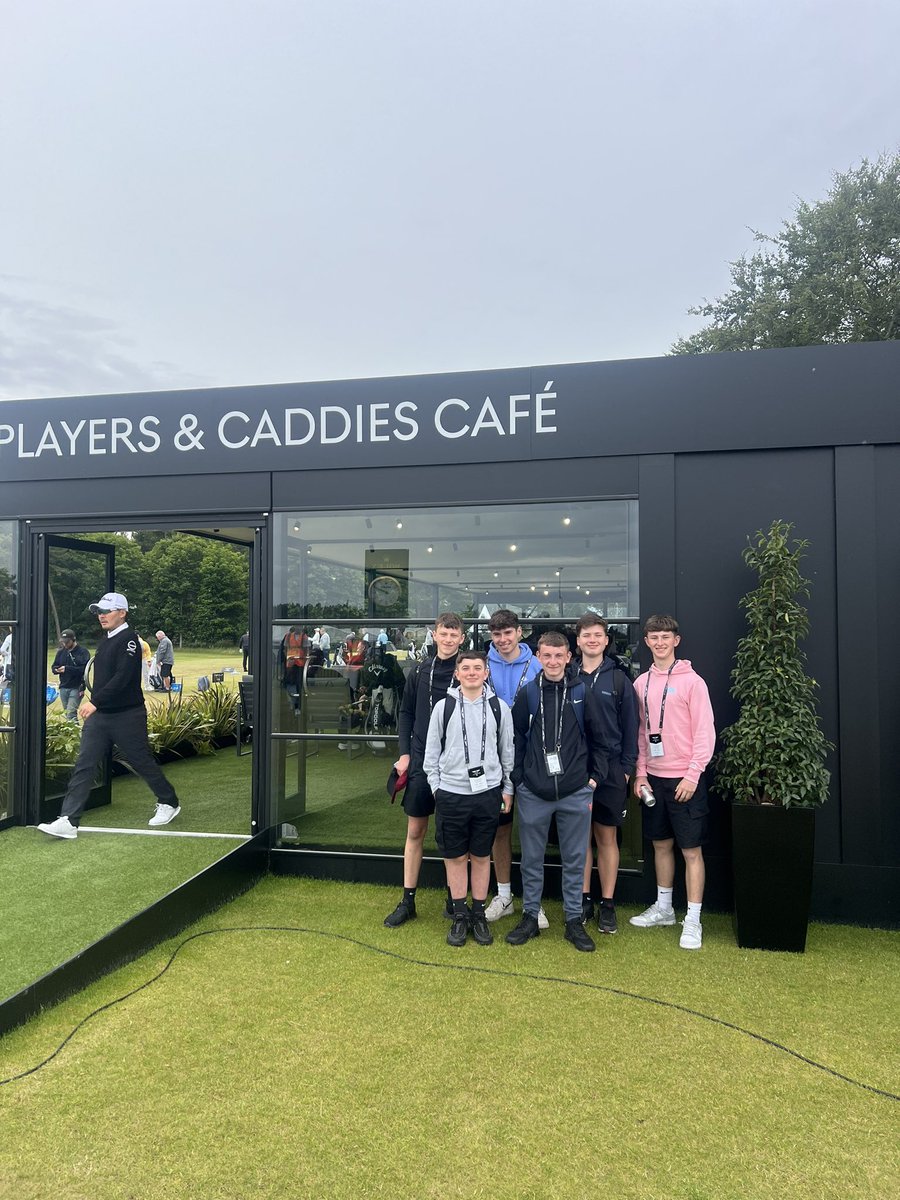 It may be summer but six of our Senior pupils enjoyed a trip to the <a href="/ScottishOpen/">Genesis Scottish Open</a>  with a tour ‘Behind the Scenes’ to meet and talk to various people involved with running a major event. An added bonus meeting <a href="/robert1lefty/">Robert MacIntyre</a> and getting some autographs. ⛳️ <a href="/curriechs/">CurrieCHS</a>