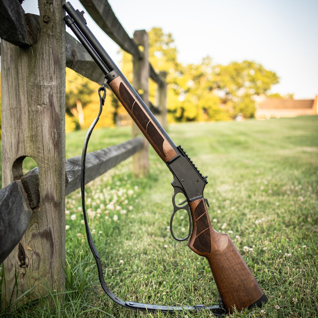 👀 The Smith &amp; Wesson Model 1854 45 Colt  gives the perfect blend of heritage &amp;  innovation – experience the Smith &amp; Wesson Smooth 👍

@smithandwessoninc #HHShootingSports