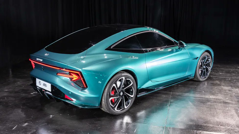 KarinRas's tweet photo. The MG GTS concept car. Met duidelike flikkers. Who needs this? 
#thisway #thatway #bmwdrivers 
#mgcarcompany #ilovecars @dbn_spotter https://t.co/OLvoCw4yXn