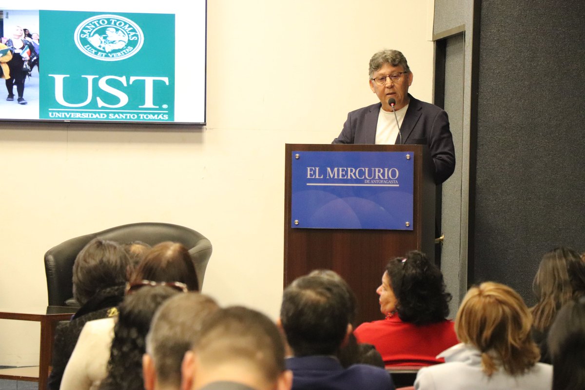 ✨ ¡Comenzó la 2a versión! En una emotiva conferencia de prensa se realizó el lanzamiento oficial de nuestro programa #UniversidadSocial junto a los rectores de la <a href="/udeantofagasta/">Universidad de Antofagasta</a>, UST y la directora de sede de <a href="/AiepAntofa/">AIEP Antofagasta</a> 🙌

Más detalles en tinyurl.com/28mhfsa5