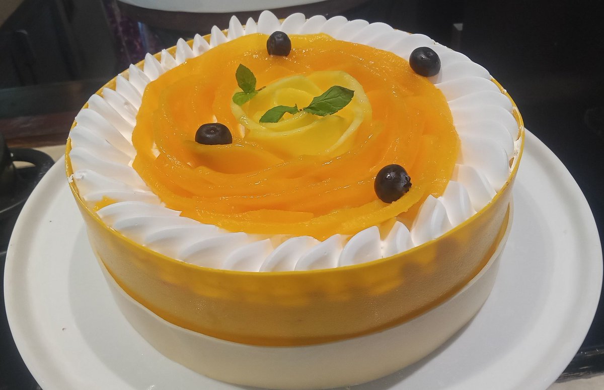 ManjriSaxena2's tweet photo. #AnantRadhikaWedding
.
#mangocake #delicious #cake #homemade #foodstagram #foodphotography #dessert #foodblogger #baking #cupcakes #birthdaycake #cakes #bakery #mango #desserts #cheesecake #cakedesign #instacake #cakedecorating #cakestagram #chocolatecake https://t.co/Yc1DMDiZCJ