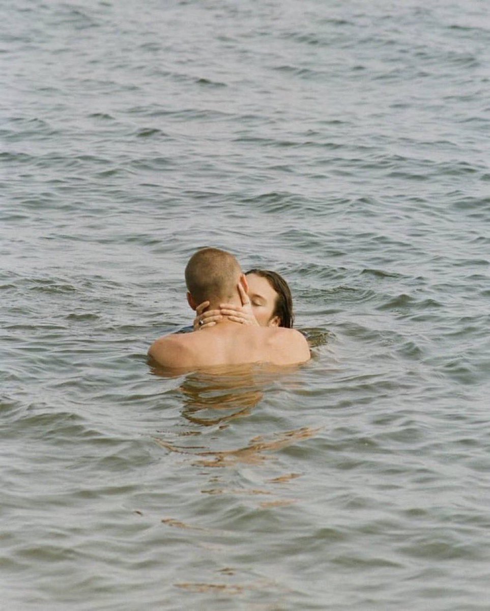 me and who (@meandwh) on Twitter photo 