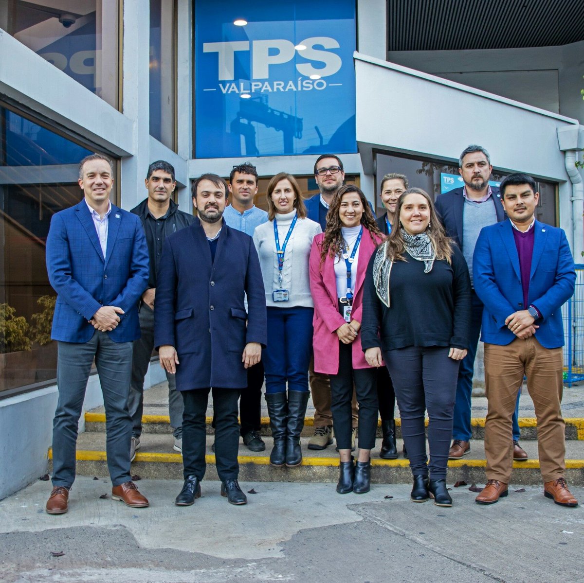TPS_Valparaiso's tweet photo. Realizamos el lanzamiento del campeonato Nada Nos Detiene junto a Ultraport, Sitrans y la Municipalidad de Valparaíso 👏
🔹Lee más aquí https://t.co/ti8Yh1fdJy
#emprendedores #tps #valparaiso #NND #emprendimientochileno #Chile https://t.co/oBIBtuvvn0