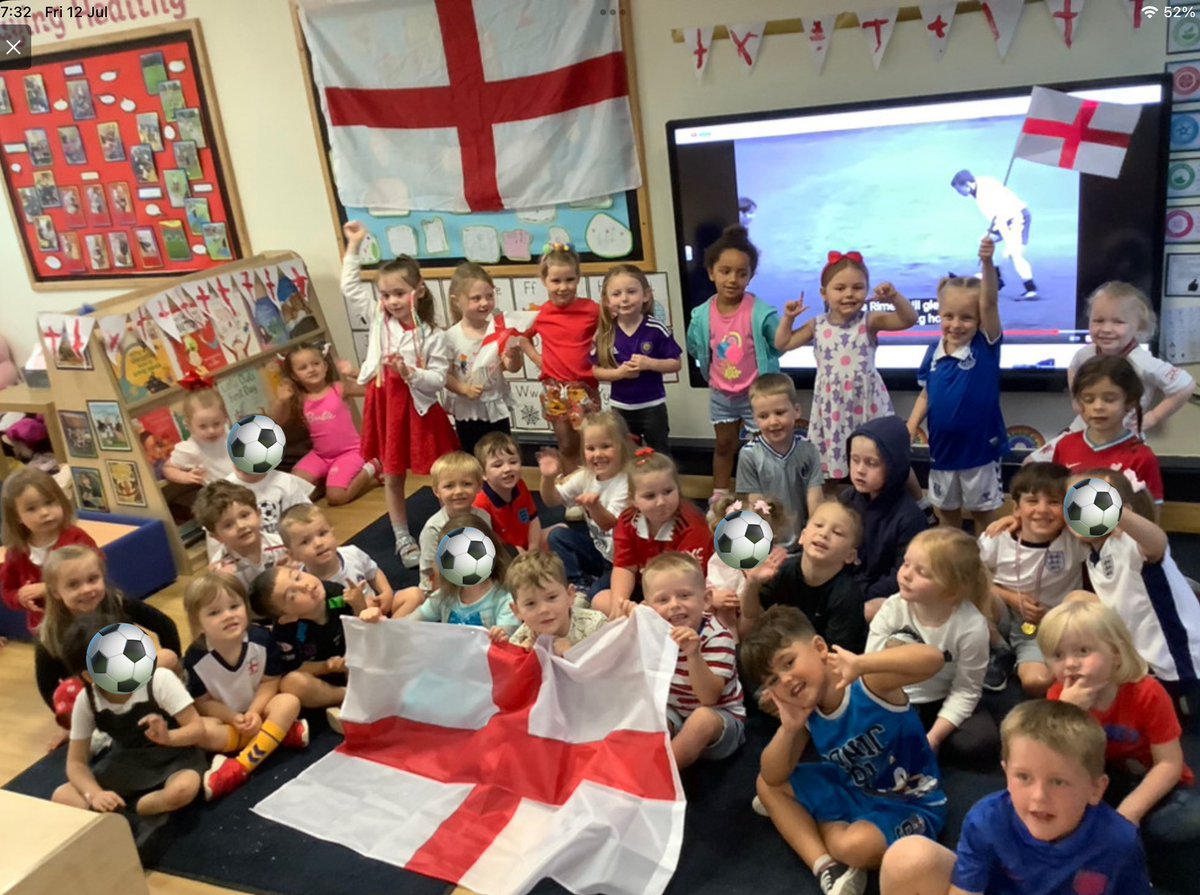 Mrs Absalom tweet media