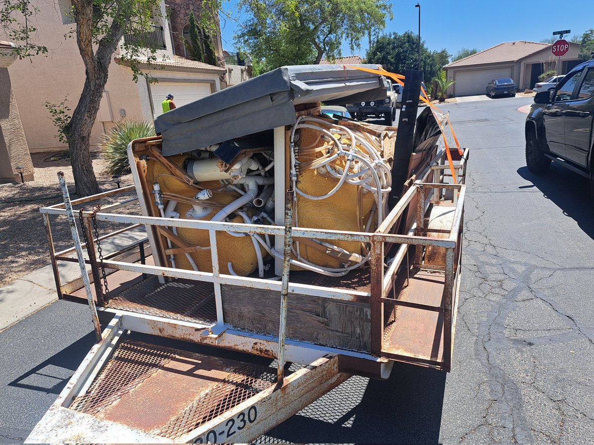 hambickigreg's tweet photo. Junk and Trash Removal
(480)226-6228
Single item pickup
Hot Tub Removal
We pickup: Appliances, mattress and Furniture
House, Apartment and Garage cleanouts
U-Load and Driveway friendly trailer rentals https://t.co/uovufu0csH