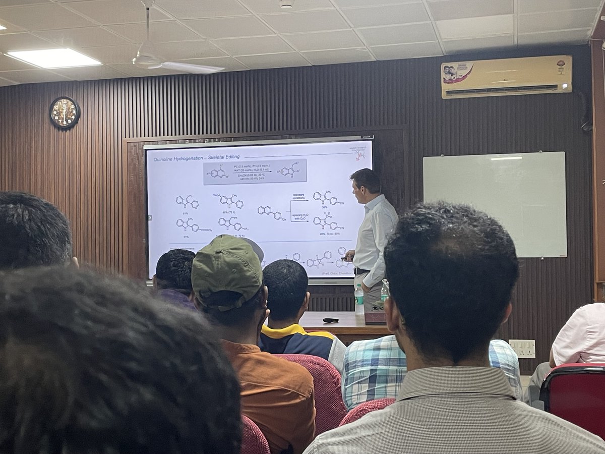 ccsl_iitd's tweet photo. An outstanding lecture from Prof. Armido Studer
@uni_muenster visiting us @Chemistry_iitd to showcase his beautiful chemistry about "Intermolecular HAT and Pyridine Functionalization" Thank You.
@iitdelhi
@Chemistry_iitd
@ccsl_iitd https://t.co/2Mz3d6gf92