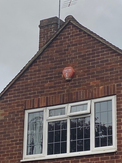 scssecure's tweet image. #fridayfeeling - Spot the bell box! Another one spotted in #wokingham. The team at @scssecure take pride in keeping the local residents as safe as possible #alarm #Security #berkshire #StaySafe