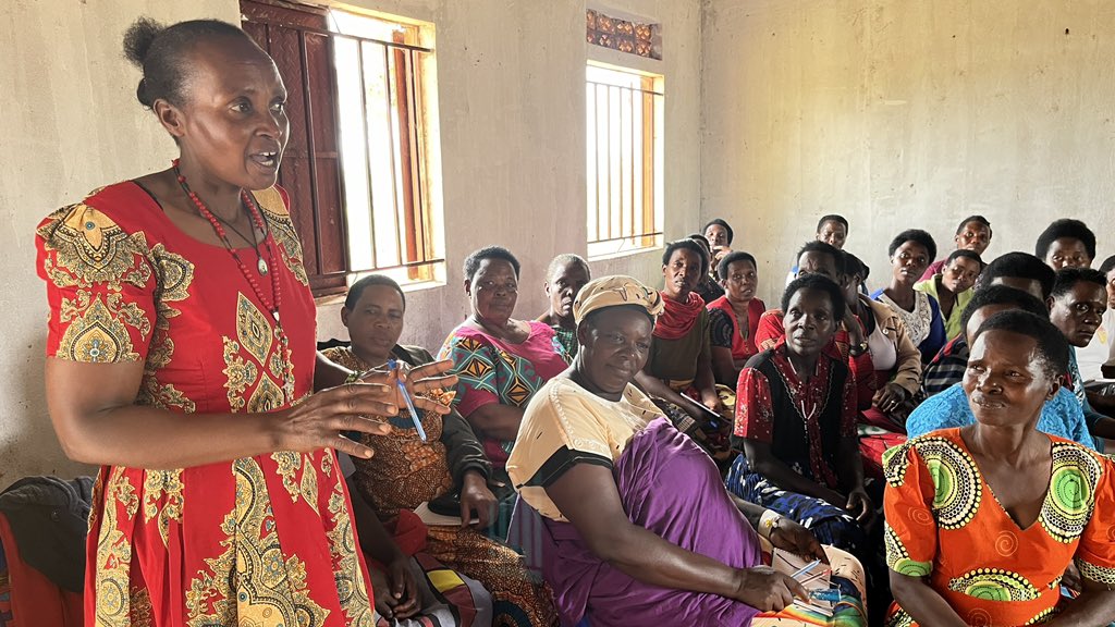healing_uganda's tweet photo. When you train a woman to be resistant to traumatic situations, its forsure that you are creating peaceful  and safe communities for every child yo grow and thrive. https://t.co/ByxE1qts8A