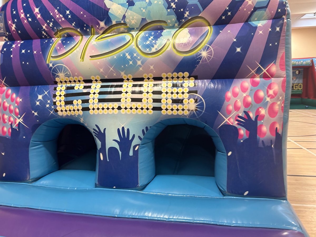 lisawilkinson78's tweet photo. Year 6 we can’t wait to see you ! I promised a great evening in assembly today and FOTSAS @tsas_norwich have delivered ! Your moving up party looks awesome ! https://t.co/gQAGZV0LXF