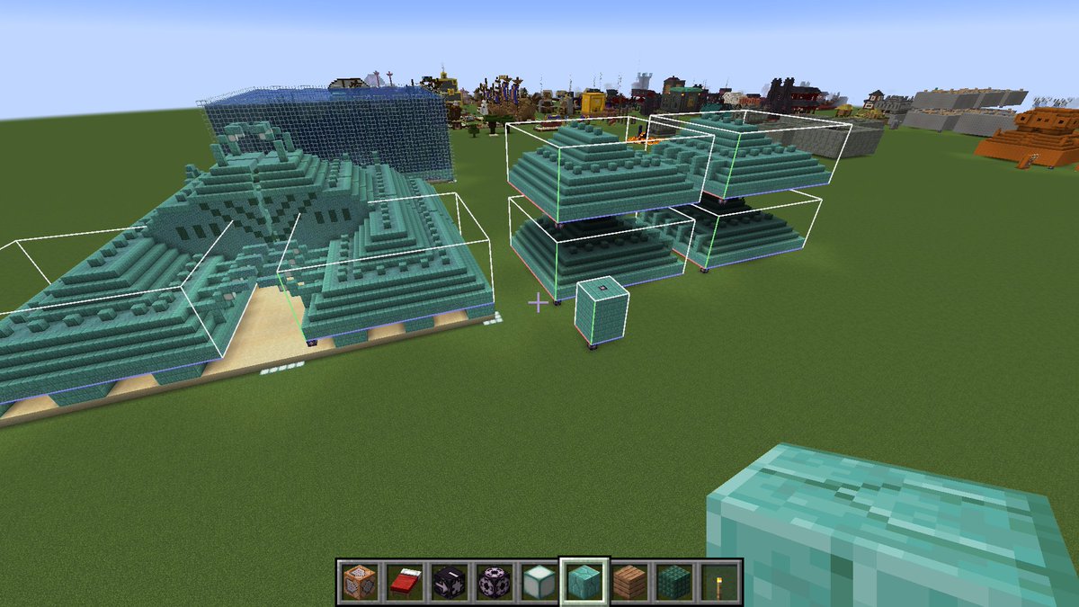 benracer85's tweet image. Suite à une forte inspiration en visionnant le travail de @NovaWostra  , je m&apos;attaque à convertir le monument des océans en blocs de structures pour le pack de données de Luckycube. 🙂
#Minecraft #datapack