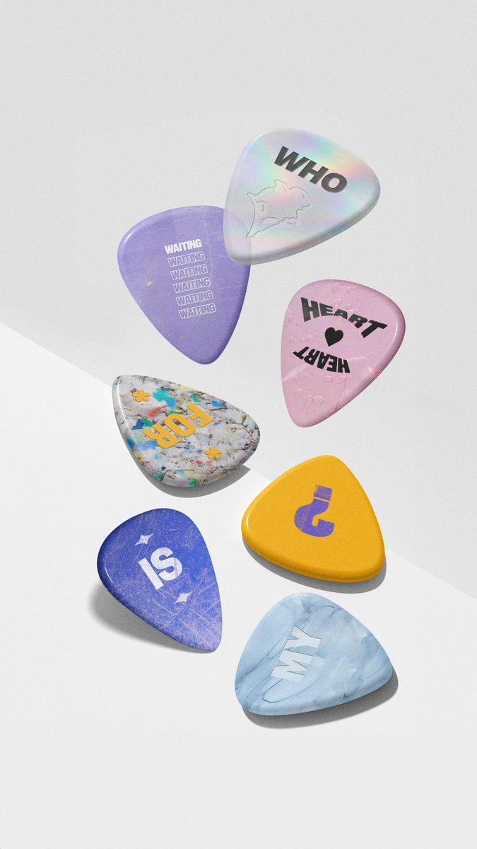 stooppp i legit thought it was :

"who is waiting for my heart?" 😩😩🖐️🖐️

#Jimin_WHO #JIMIN #MUSE