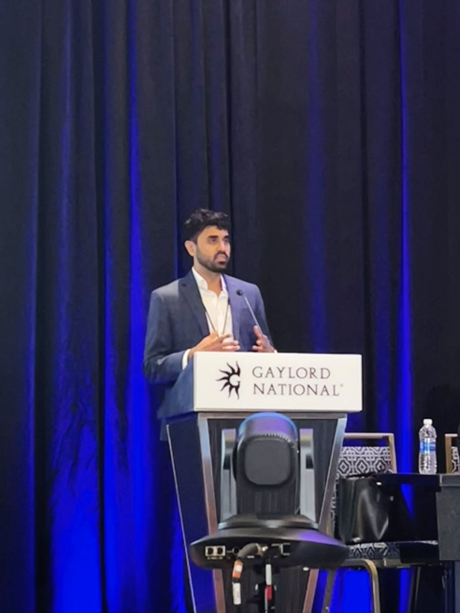 my_onc's tweet photo. Presenting our collaborative data on geographic brachytherapy availability in Texas and it’s relationship on cervical cancer mortality at #ABS2024 @AmericanBrachy https://t.co/tsQTTFN7C8
