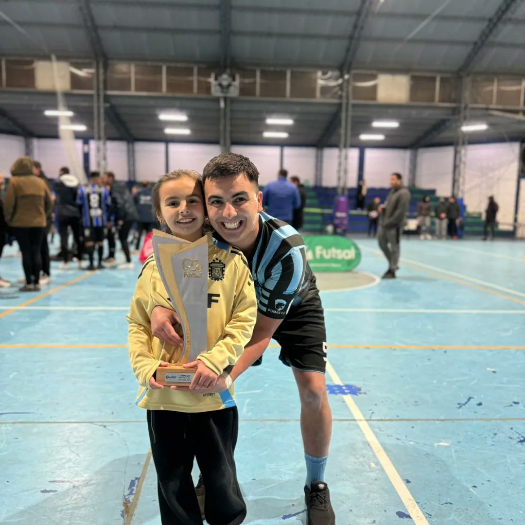 MaxiPalotta's tweet photo. La foto más linda q tengo te amo hija mía 💕 https://t.co/cv7FDZVo4M