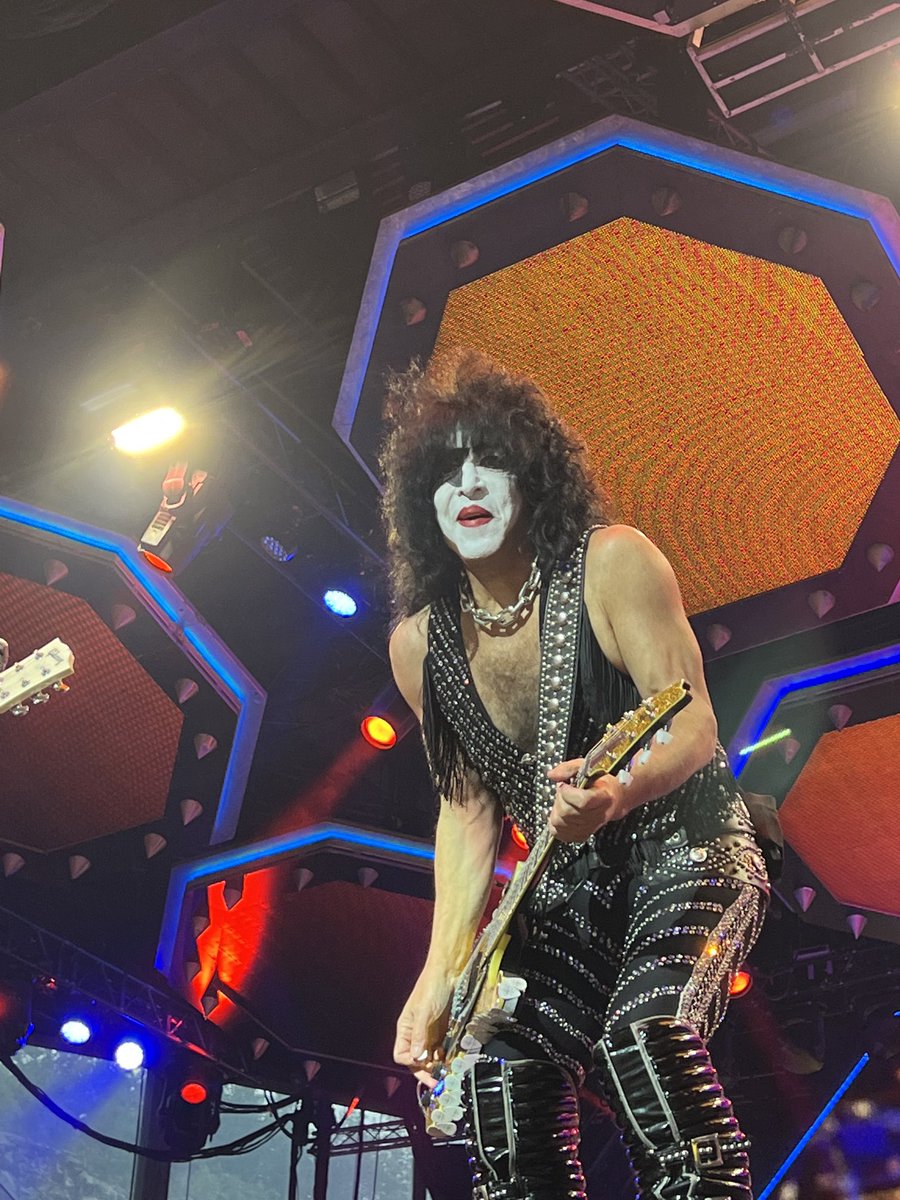 jojoatilano's tweet photo. A year ago today, we were at Dalhalla, Sweden rockin’ out to ⁦#KISS! The venue is a rock quarry! 🤯💋🤘🏻 ⁦@kiss⁩ ⁦@thierrycoup⁩ https://t.co/zyqYmFnz2K