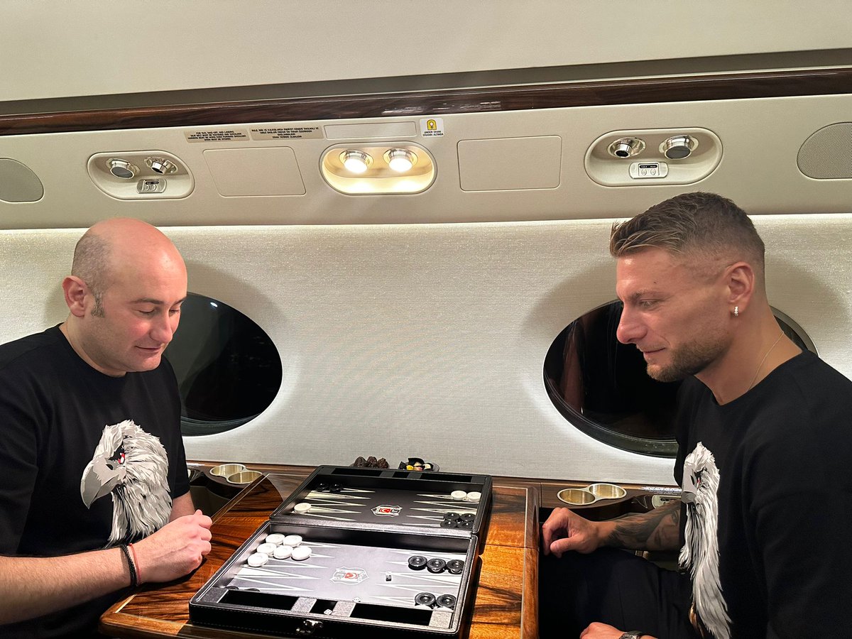 Tavlada yeni dost.

#CiroImmobile