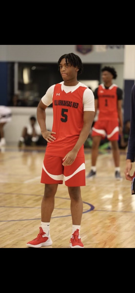 Arkansas All Red Kanard Turner AKA HOLLYWOOD great start Session 2 this morning 27pts 7rebs 7asst 3blks held Seattle Select number 6 shooting guard in the nation to 10 points KEEP GRINDING YOUNG MAN!!!