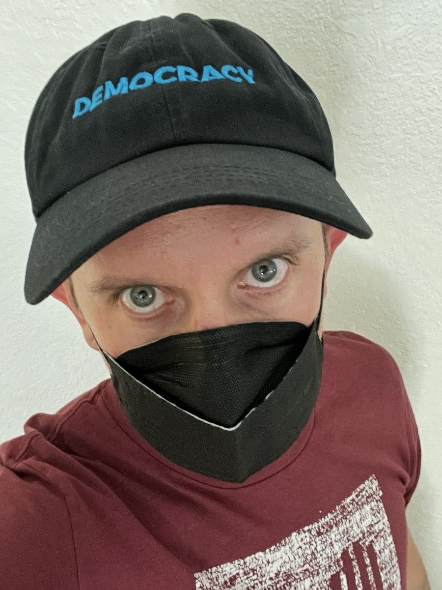 haussamen's tweet photo. Damn right I’m still masking. How ‘bout y’all?

#YallMasking #YallStillMasking 😷 https://t.co/bKZm1zTkax