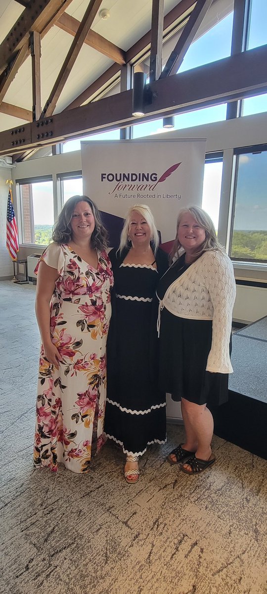 Lisa Laker (@lisalakerfchs) on Twitter photo Fantastic week <a href="/foundingforward/">Founding Forward</a> w/uplifting educators & expert historians from around the 🇺🇸! Grateful! <a href="/georgettehack/">Georgette Hackman</a> Fantastic week <a href="/foundingforward/">Founding Forward</a> w/uplifting educators & expert historians from around the 🇺🇸! Grateful! <a href="/georgettehack/">Georgette Hackman</a>