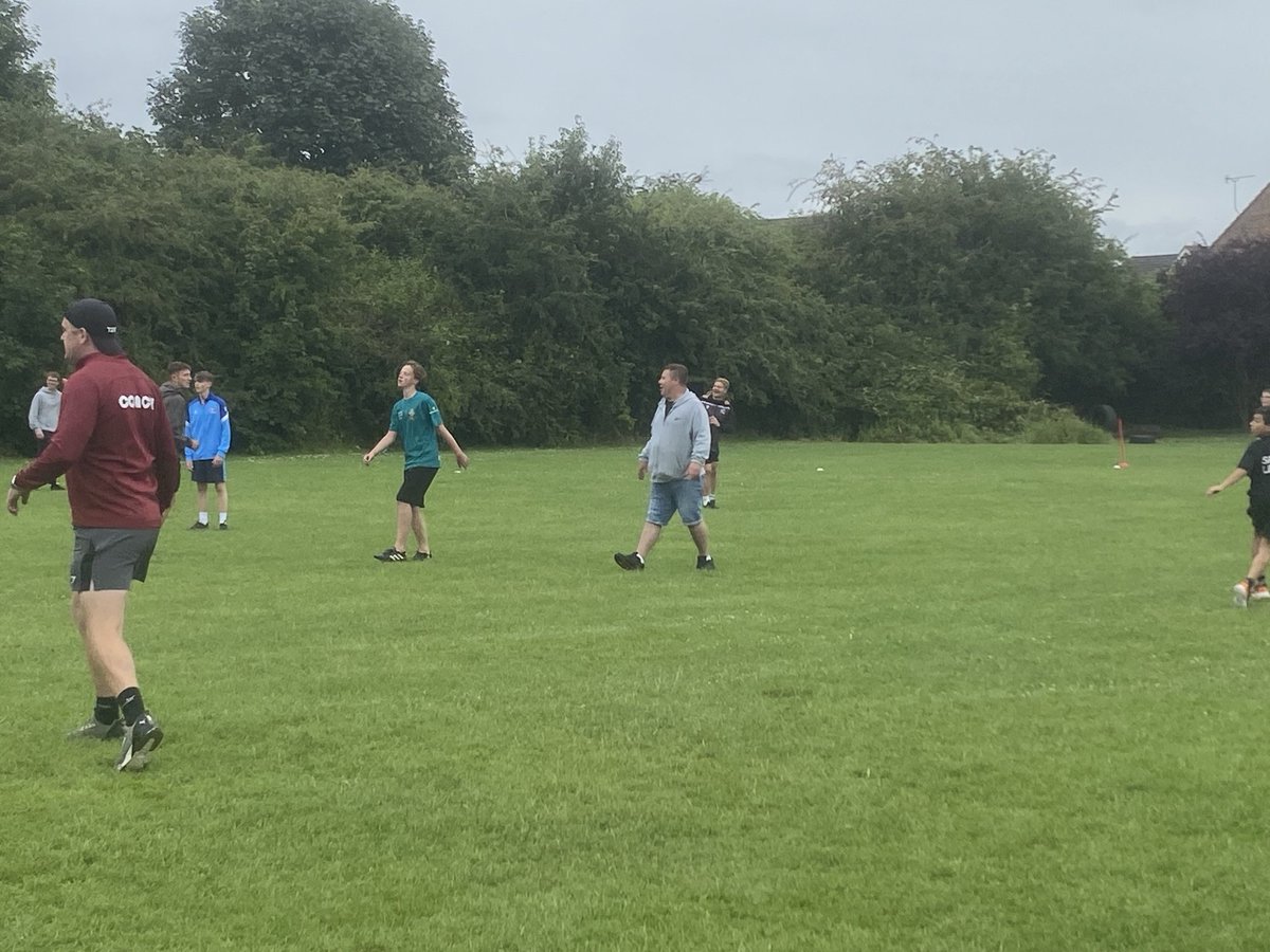 Sarah Tate tweet media