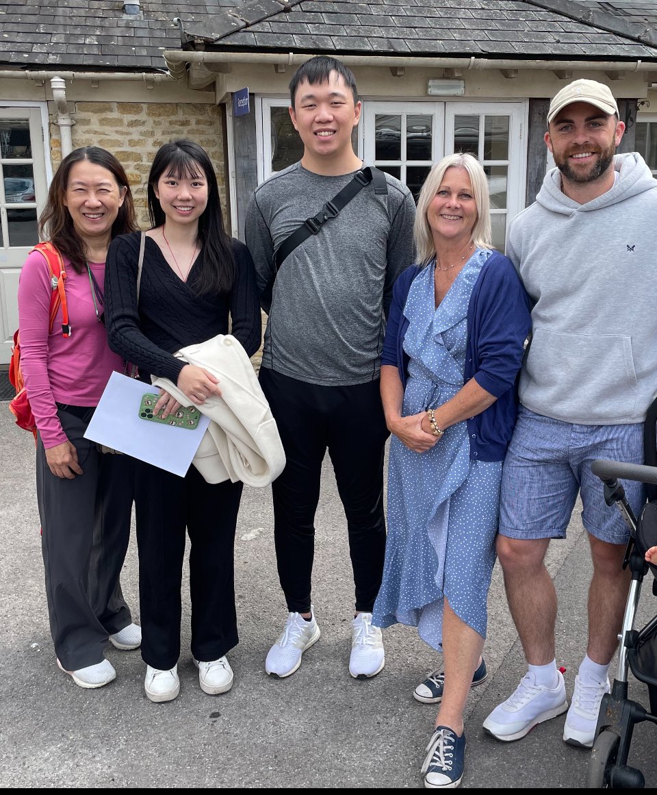 It’s always lovely to welcome Alumni back to the Boarding House Matthew and Nicole (OB21) on their way home after graduating Physics and Psychology respectively this week. Huge congrats from us all! #oldburford #alumni #congratulations