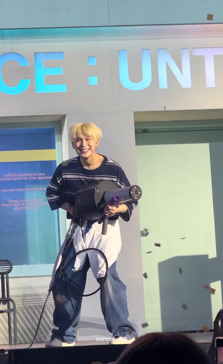 sunookun3's tweet photo. 240712 ENHYPEN 'ROMANCE : UNTOLD' SHOWCASE 쇼케이스

귀여움 가득한 우리 햇살❣️

 #선우 #SUNOO #ソヌ  #ENHYPEN  #엔하이픈 https://t.co/Aw9xCiW7nM