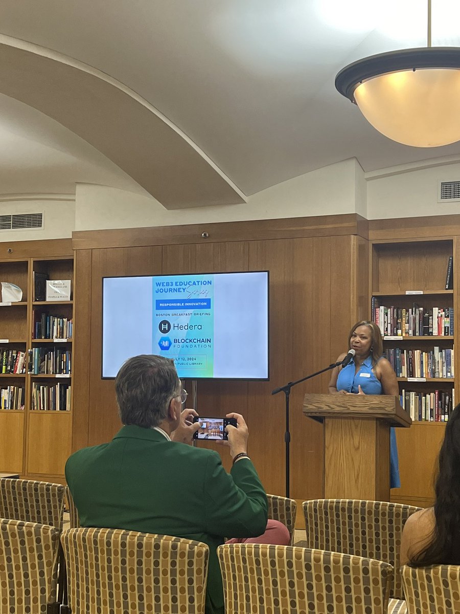 legallycrypto_'s tweet photo. Great event by @hedera and @TheBlockFound on Web3/responsible innovation at the @BPLBoston this morning. Huge thanks to the organizers and great speakers! https://t.co/8Bg6wnM6Iu