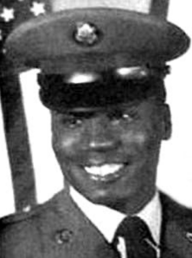 44MagnumBlue1's tweet photo. U.S. Army Sergeant Calvin Harris selflessly sacrificed his life in the service of our country on July 12, 1969 in Tay Ninh Province, South Vietnam. For his extraordinary heroism and bravery that day, Calvin was awarded the Silver Star. He was 24 years old. American Hero.🇺🇸 https://t.co/c97cefvoAb