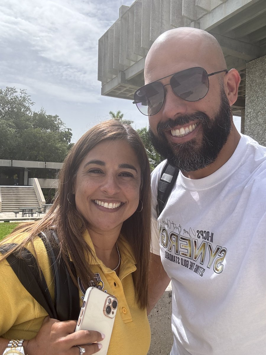 vicefranco's tweet photo. Synergy 2024. Great running into former colleagues Ms. Alvarez,AP at William A. Chapman Elementary and Ms. Stone, IS for Science at ETO. #settingthegoldstandard #synergy2024 #MDCPS @Synergy_MDCPS @MDCPSCentral @MDCPSSouth @HMFlagler_ES @wachapmanelem @MDCPSETO https://t.co/NuBXLdznv9