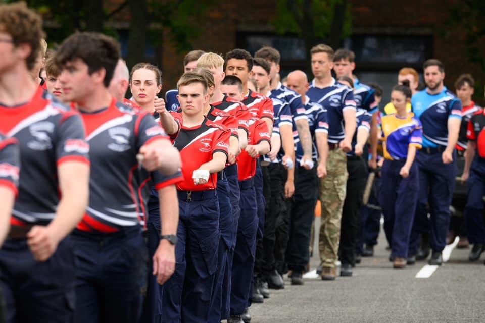 HMS_Collingwood's tweet photo. The #JLFGC is open to young people aged 16-24 with little or no Field Gun experience and they have only one week to train. This is a massive achievement for them all.

A huge #BZ to all the crews but especially our fantastic sailors from #VictorySquadron

#18as1
#GunningForGlory https://t.co/80szAV4IQq