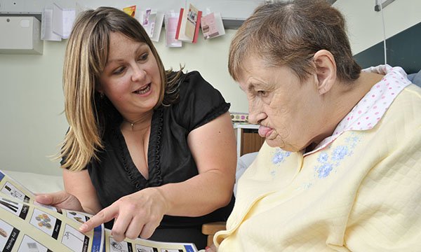 RCNi_Christine's tweet photo. Nearly one in three English NHS trusts don't have a learning disability liaison service with a registered learning disability nurse, despite people with learning disabilities dying decades earlier than others. Read our FOI investigation @RCNi_Anita 
https://t.co/wKp1xxT9tA https://t.co/JYBAGSNswu