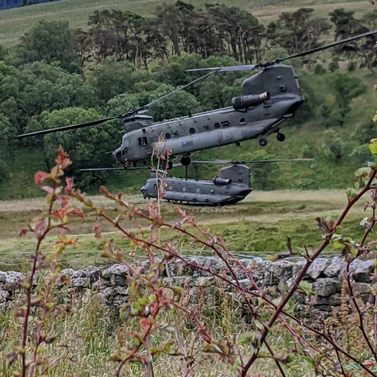 NethergillFarm's tweet photo. Always nice to see our mates from RAF Odiham  when they nip up to the @yorkshire_dales for a visit 🚁 https://t.co/2ti4vPaUdZ