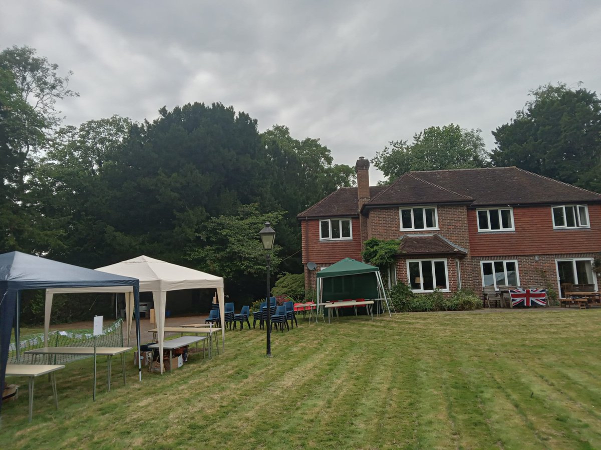 St Nicolas, Cranleigh tweet media