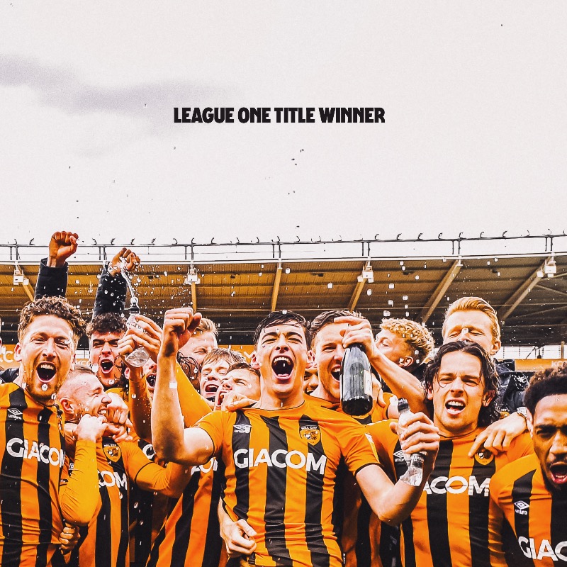 HullCity's tweet photo. 16 years at City comes to an end 🧡

#hcafc
