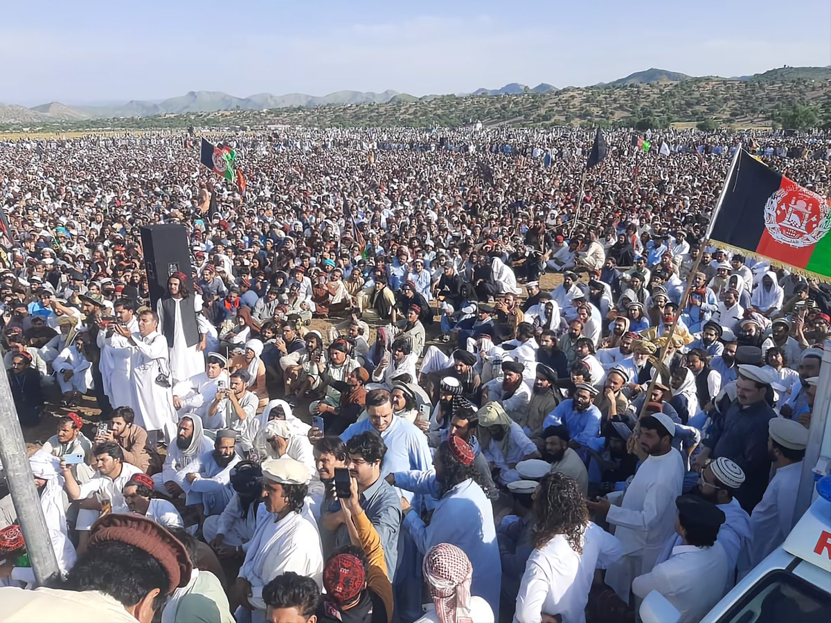 Aliwazirna50's tweet photo. Funeral prayer of Janan #GilamanWazir 
Asadkhel village North Waziristan
#StopStateTerrorism https://t.co/6lGRzQtbLJ