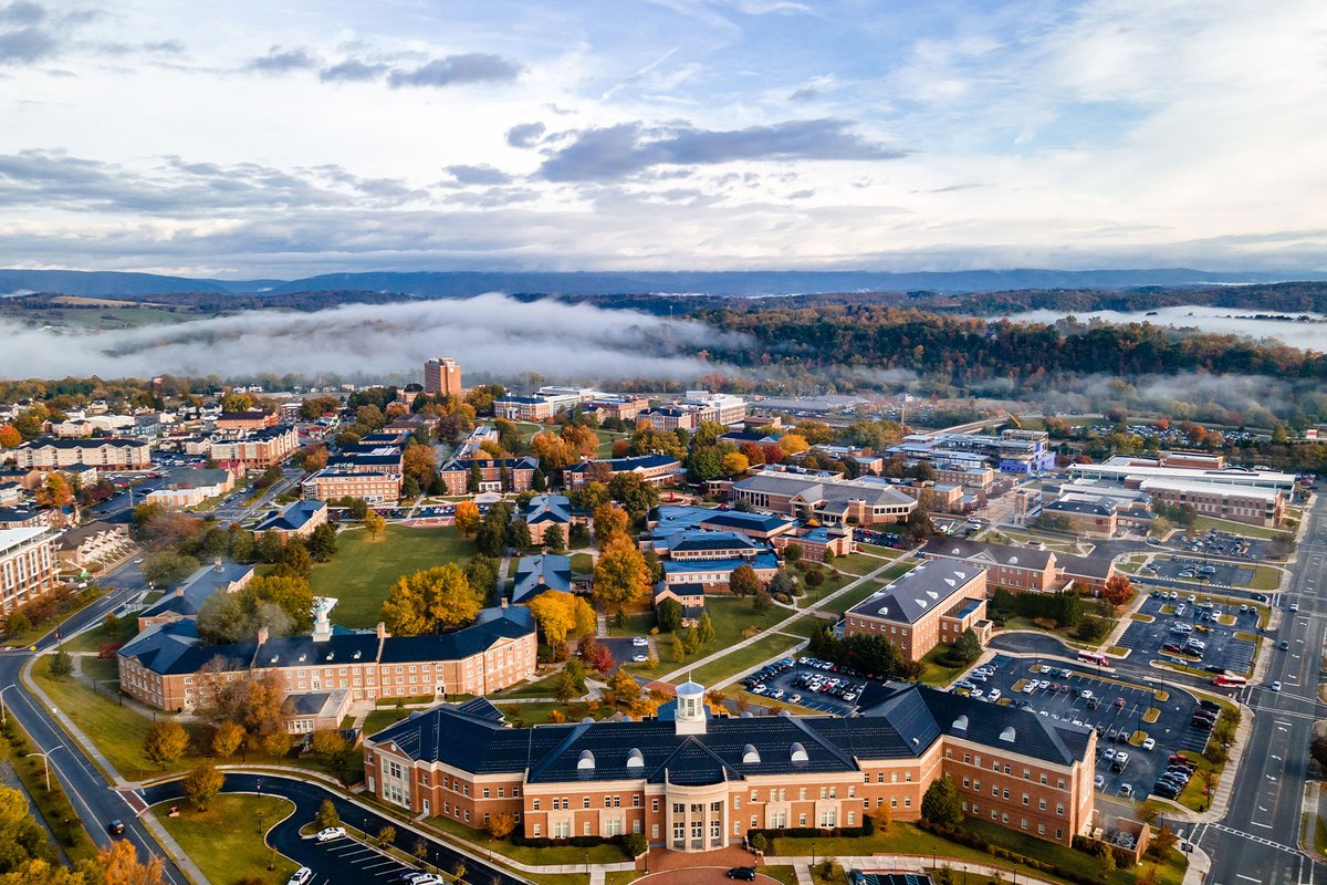 radfordu's tweet photo. Radford University salutes Virginia for being recognized as the nation's #1 state for business! We are committed to developing outstanding leaders in the field of business and other disciplines and sincerely appreciate the support of @GovernorVA and the General Assembly. https://t.co/uq2tiZgjgQ