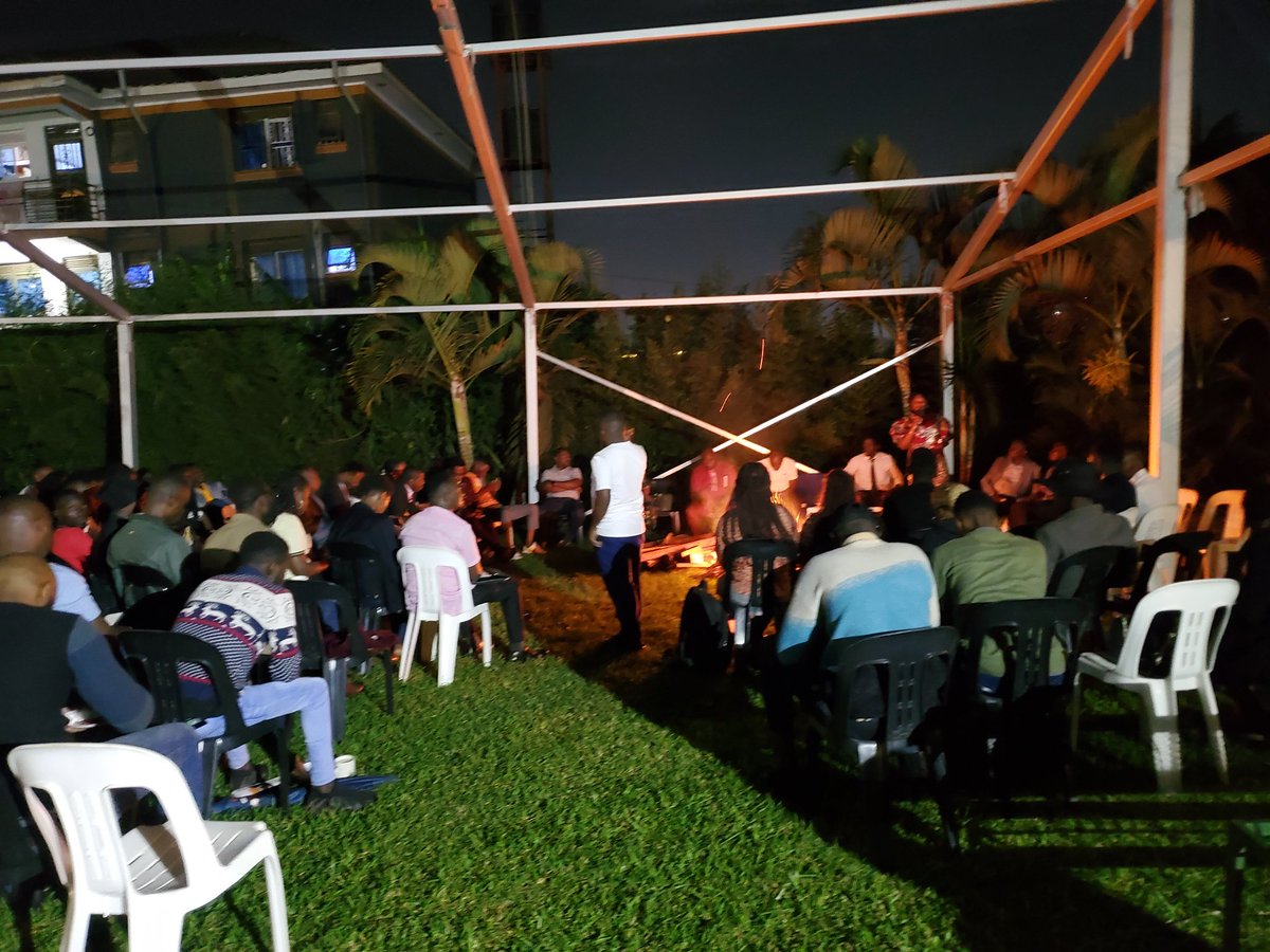 golden_mayi's tweet photo. Skilling is very important but it should geared to fit the digital revolution.
      ~ @Mubangizi1995

#FireplaceConversation https://t.co/vJrIoVrzar