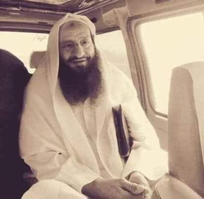 إنا لله و إنا إليه راجعون 
توفي  الشيخ الزاهد -الحافظ للكتب الستة- 
محمد بدير زينه  أحد مؤسسي دار الحديث الخيرية بمكة  وكان أحد الملازمين للشيخين   ابن باز وابن عثيمين رحمهما الله
نسأل الله عز وجل أن يغفر له ويرحمه وأن يسكنه فسيح جناته