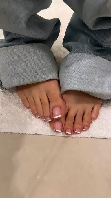 1 pic. Good morning 🩷💦 https://t.co/dNtNZ827kr