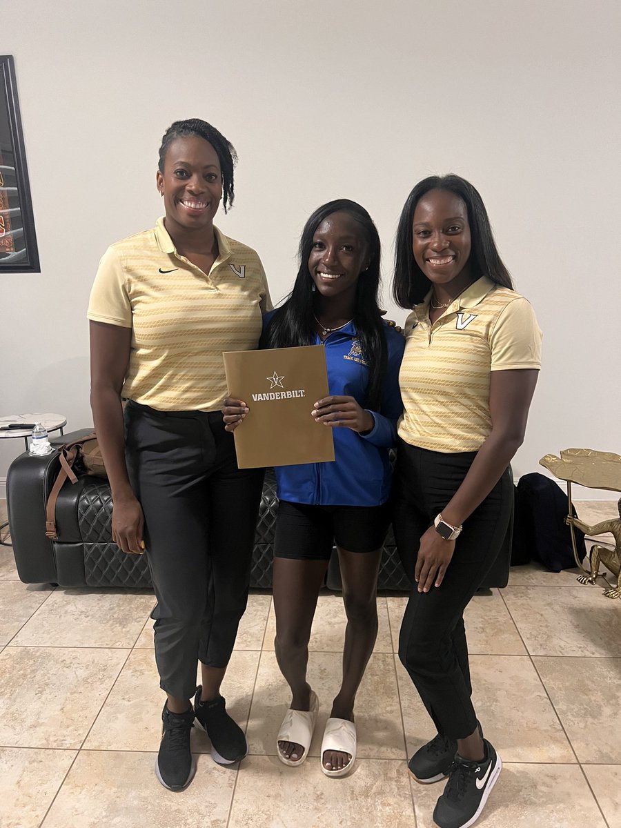 Tyra Cox (@tyracox__) on Twitter photo Had a great conversation with coach Cameia <a href="/CameiaA/">Cameia Alexander</a> and Coach A.T!!! #vanderbilt Had a great conversation with coach Cameia <a href="/CameiaA/">Cameia Alexander</a> and Coach A.T!!! #vanderbilt