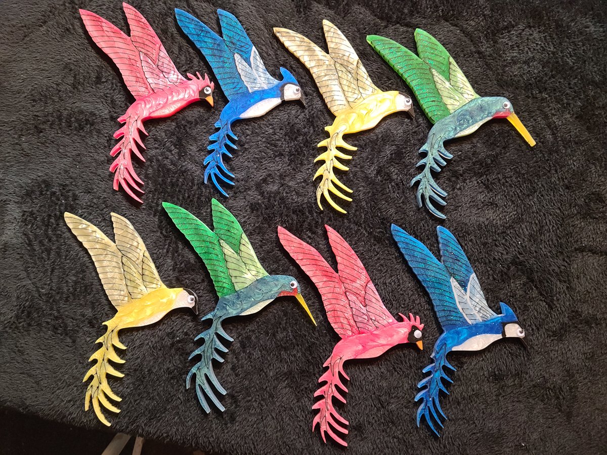 CurbMarket's tweet photo. Find resin art, metal art, and more artistic finds at the Farmers Market tomorrow! We're open 8am-1pm.
https://t.co/WdckyE4Yt9 https://t.co/F31UyqG44l