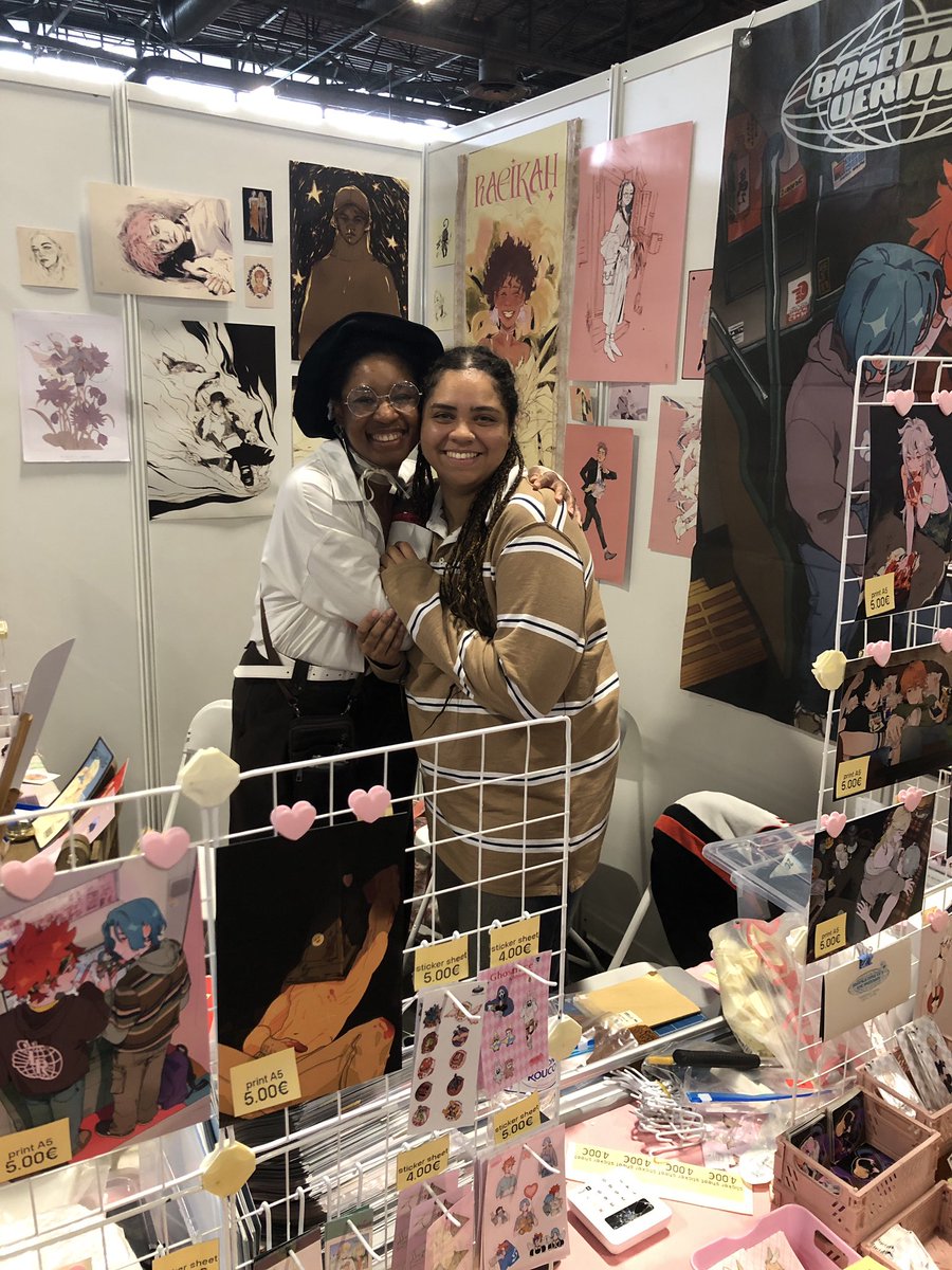 ☽ † Pia † 𖤓 tweet media