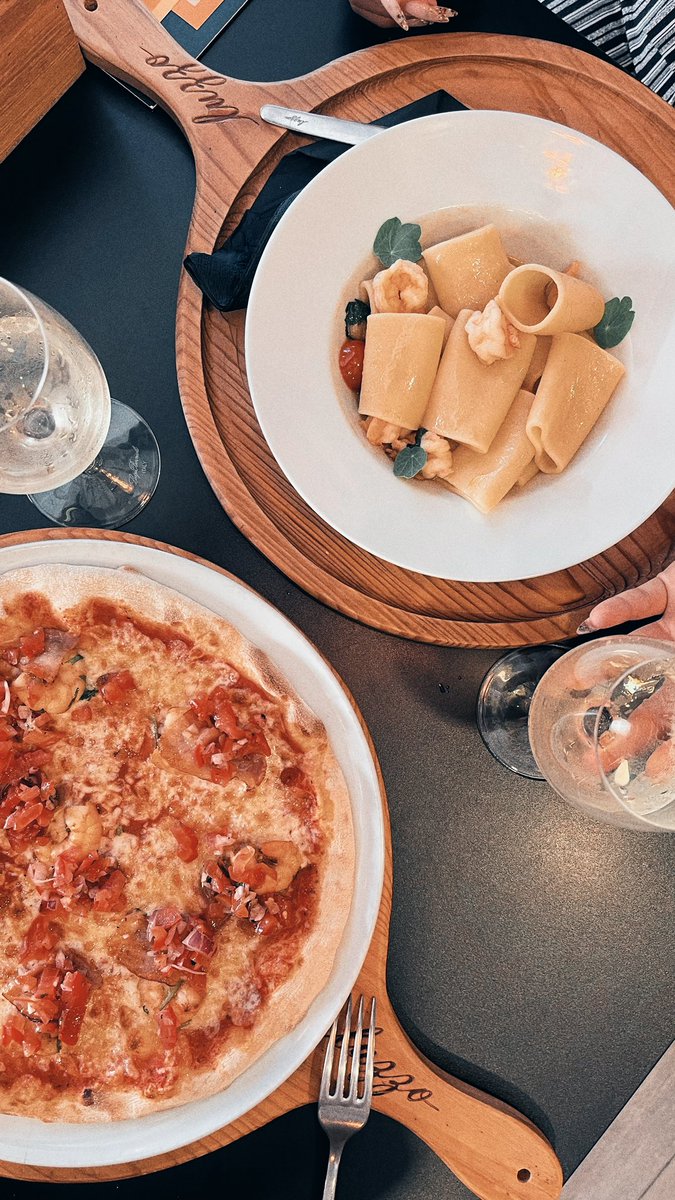 bscardinni's tweet photo. Pizza ou massa? https://t.co/pO2SPIFOEI