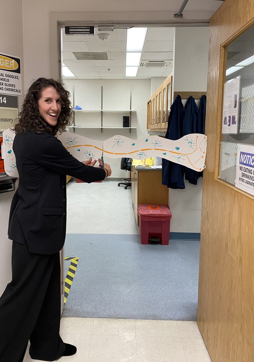 KateWofford's tweet photo. The ribbon cutting ceremony for the Neuroinflammation and Immunomodulation Lab at @PennNSG! 🚀 When the stores are out of ribbon, you use a neuron!
We're ready to dive into groundbreaking research to understand and harness the immune system after brain injury. https://t.co/s2uiDqn0tZ