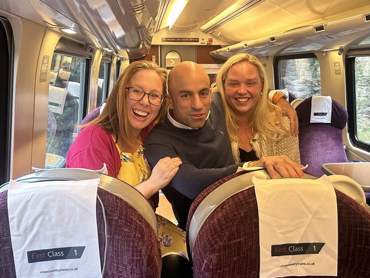 gabs_finn's tweet photo. We spotted your lucky orange socks on the platform and now we have a train party 🎉 @asmeofficial #ASME2024 @ahmedhankir https://t.co/9mRPoTdUrH